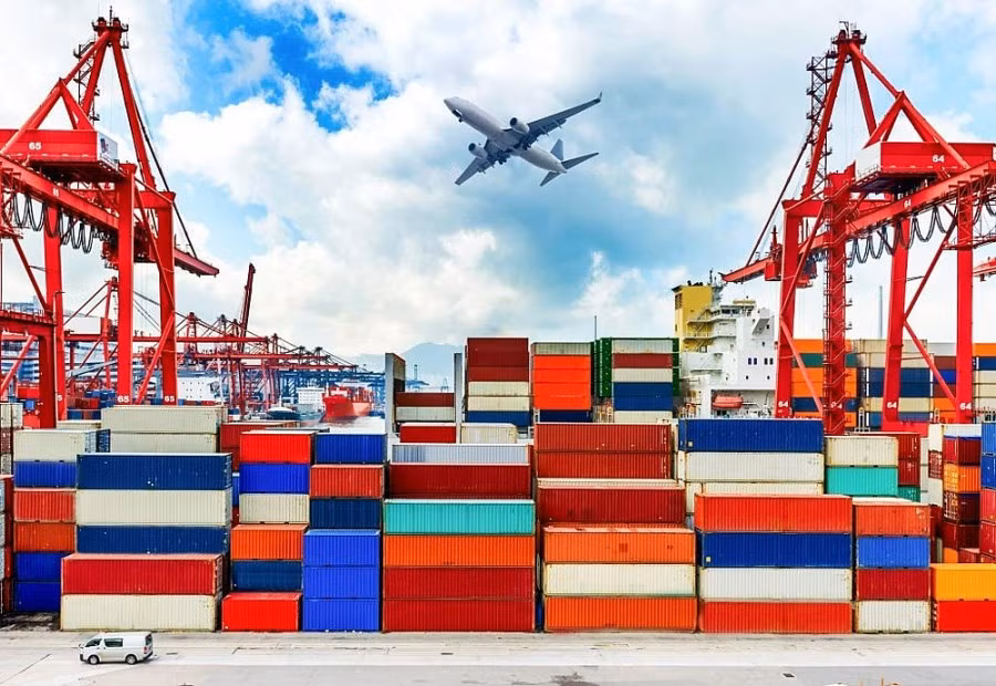 Hoa Kỳ tiếp tục là thị trường xuất khẩu lớn nhất của nước ta với kim ngạch ước đạt 54,3 tỷ USD
