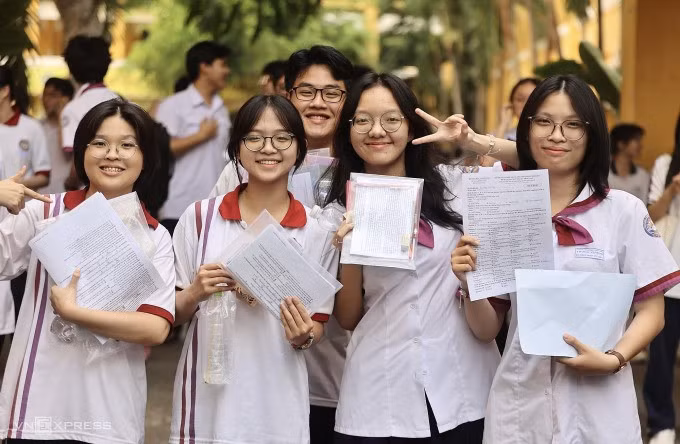 Thí sinh thi tốt nghiệp tại TP HCM. tháng 6/2024. Ảnh: Quỳnh Trần