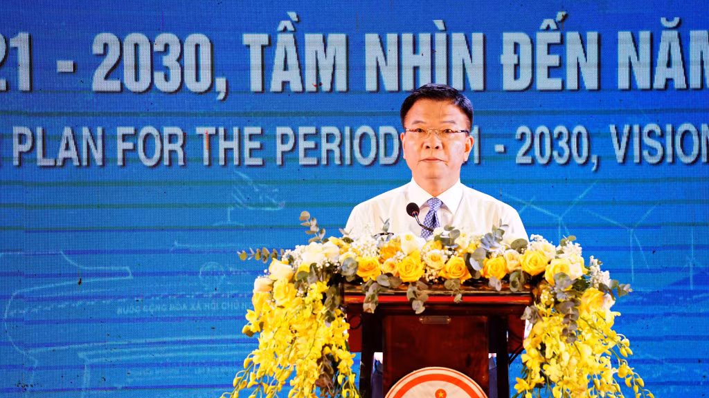 Phó Thủ tướng Chính phủ Lê Thành Long phát biểu chỉ đạo tại hội nghị - Ảnh: L.A
