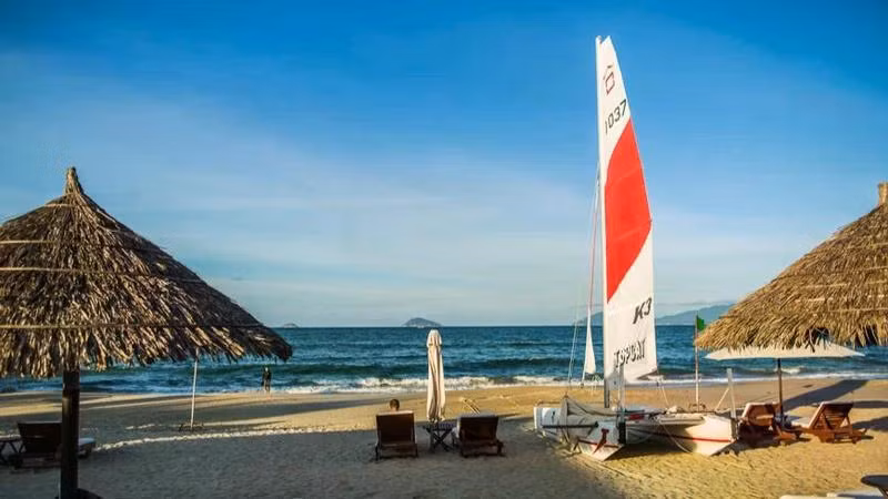Bãi biển An Bàng, cách thành phố Hội An chỉ 3km, là điểm đến được nhiều du khách ghé qua thời gian gần đây. (Ảnh: vietnamtravel)