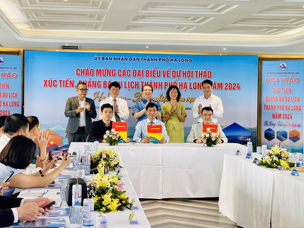UBND TP Hạ Long ký kết hợp tác về phát triển, quảng bá du lịch với TikTok Việt Nam và Công ty CP Truyền thông và Giải trí Vitamin Việt Nam.
