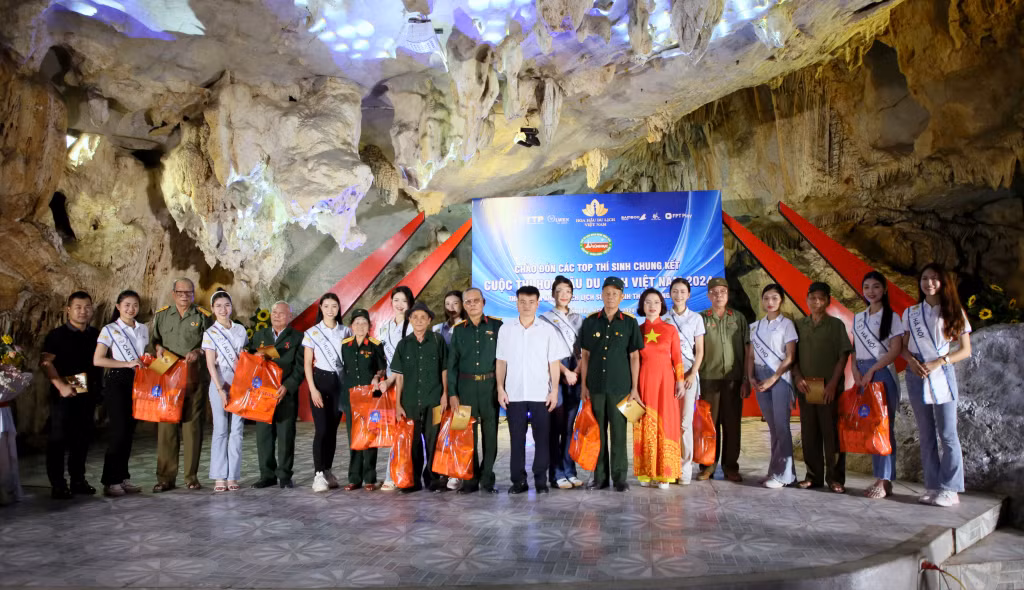27 phần quà đã được Ban Tổ chức và các thí sinh trao tặng cho các thương bệnh binh, gia đình chính sách tại TP Cẩm Phả.