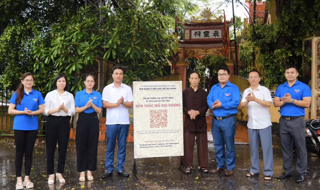 Phường Ka Long (TP Móng Cái) triển khai gắn mã QR-code tại các điểm tham quan trên địa bàn.
