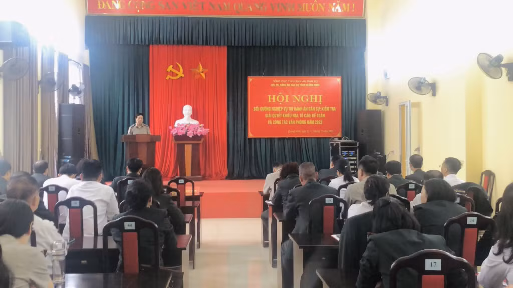 Quang cảnh lớp bồi dưỡng.