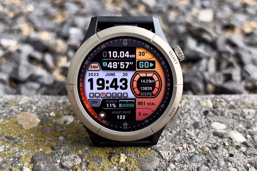 7 smartwatch nổi bật 2023 ảnh 5