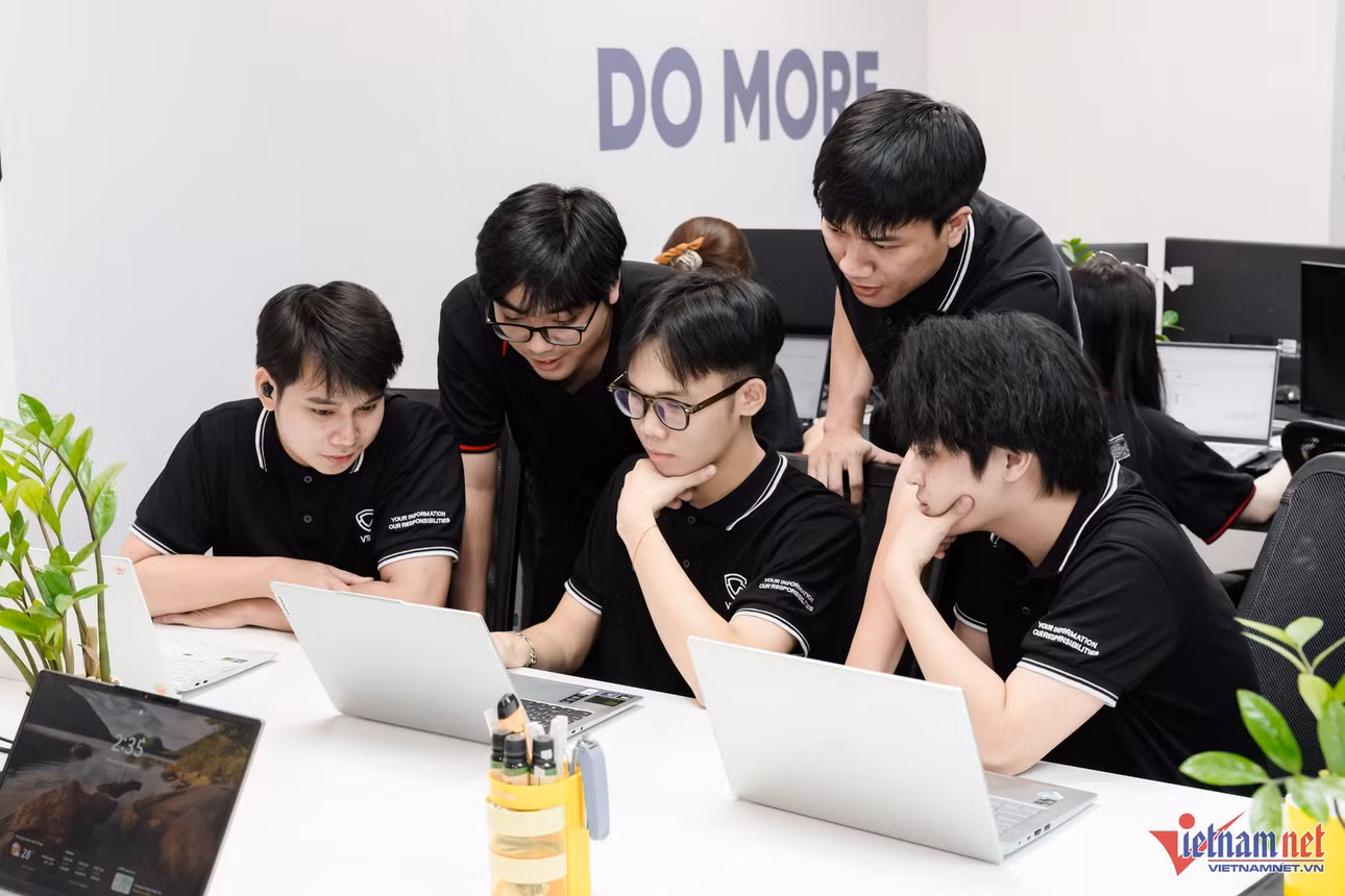 Các cơ quan, tổ chức, doanh nghiệp được khuyến nghị áp dụng phương pháp “An ninh mạng chủ động”, chuyển từ bị động khắc phục sang chủ động săn tìm mối đe dọa. Ảnh minh họa: T.Uyên
