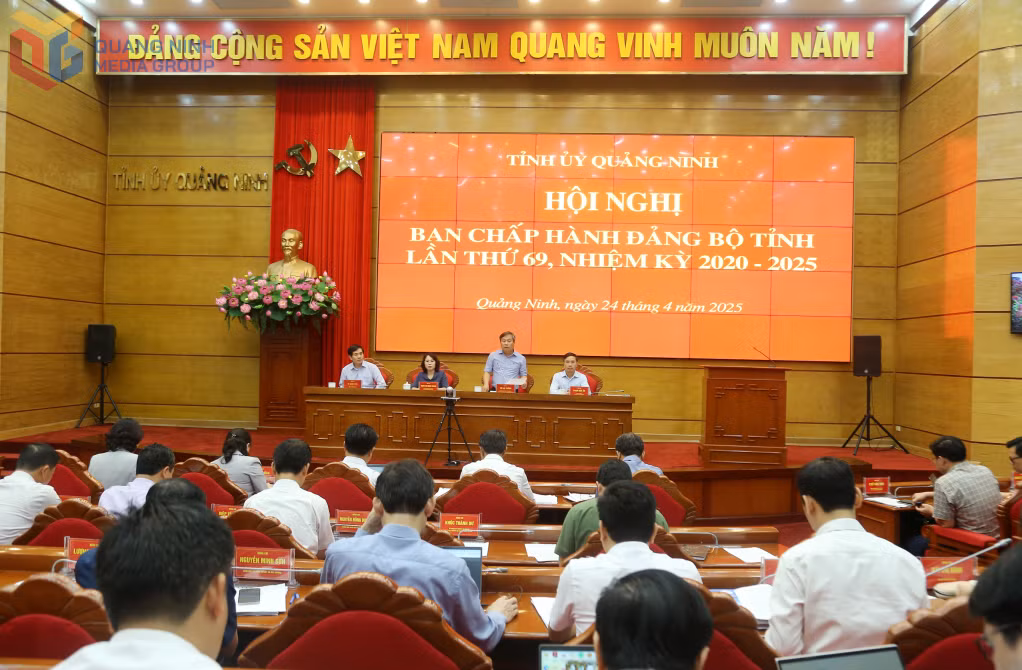 Quang cảnh hội nghị.