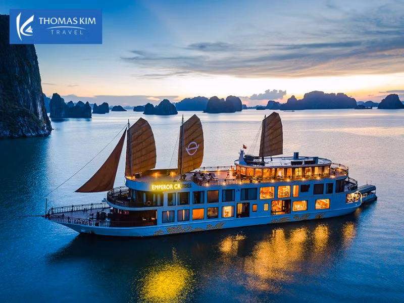 Tour du thuyền Hạ Long 6 tiếng trải nghiệm trọn vẹn vẻ đẹp thiên nhiên