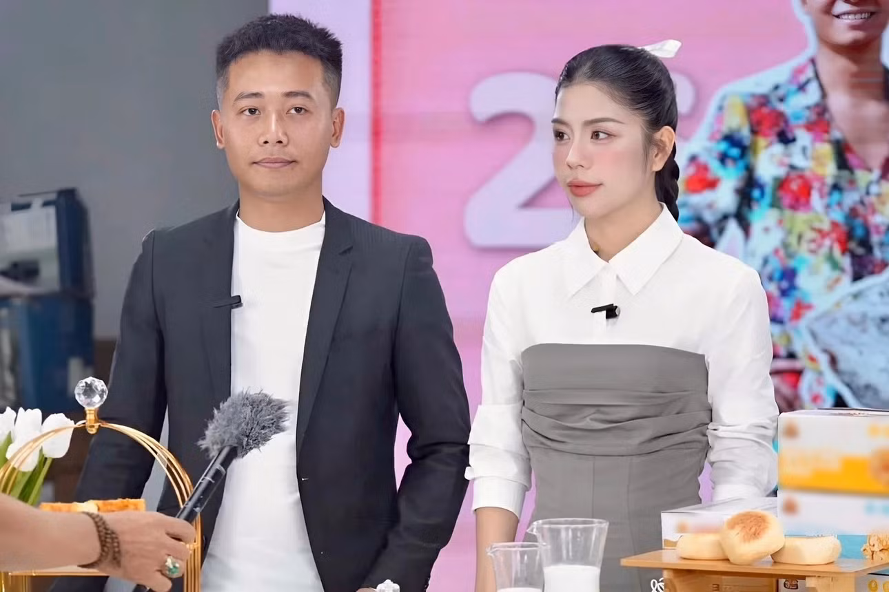 Quang Linh Vlogs và Hằng Du Mục bị bắt tạm giam ngày 4/4.