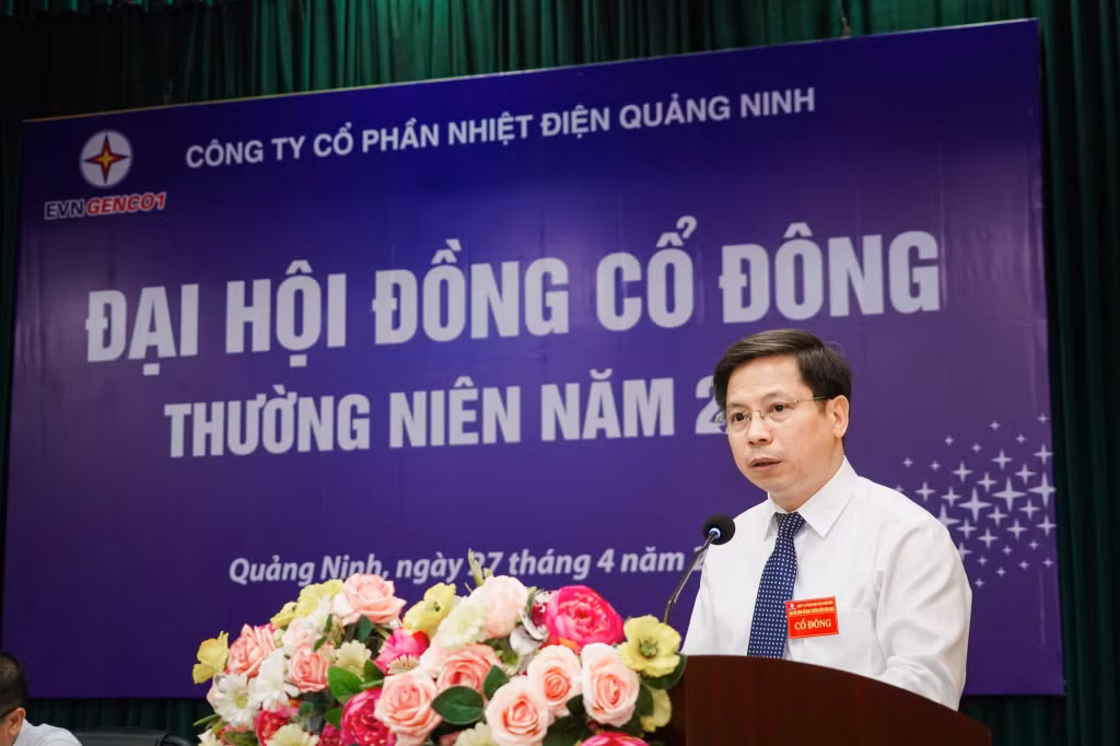 Ông Nguyễn Tuấn Anh, Chủ tịch HĐQT Công ty phát biểu tại Đại hội.