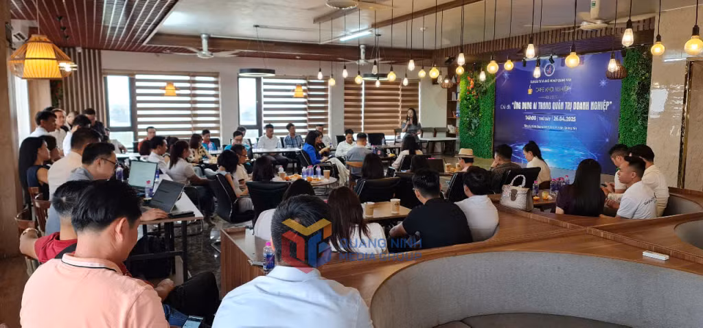 Cà phê Khởi nghiệp với Chủ đề "Ứng dụng AI trong quản trị doanh nghiệp" đã thu hút sự tham gia đông đảo các doanh nghiệp khởi nghiệp Quảng Ninh.