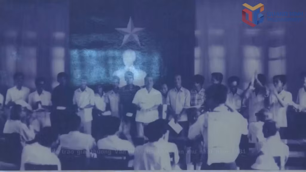 Lễ trao giải Văn nghệ Hạ Long lần thứ nhất năm 1981. (Ảnh: Đỗ Kha)