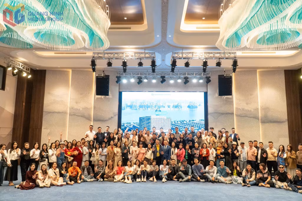 Chương trình famtrip khảo sát các điểm du lịch tại Hạ Long, Vân Đồn, Cô Tô với khoảng 200 đơn vị lữu hành, cơ sở kinh doanh du lịch diễn ra vào đàng tháng 4/2025.