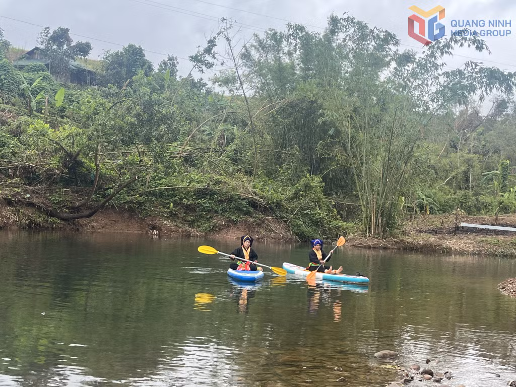 Người dân xã Kỳ Thượng (TP Hạ Long) khai thác bản sắc văn hoá dân tộc để phát triển du lịch cộng đồng.