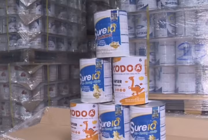 Nhãn hiệu sữa bột giả do các đối tượng sản xuất (Ảnh: VTV).