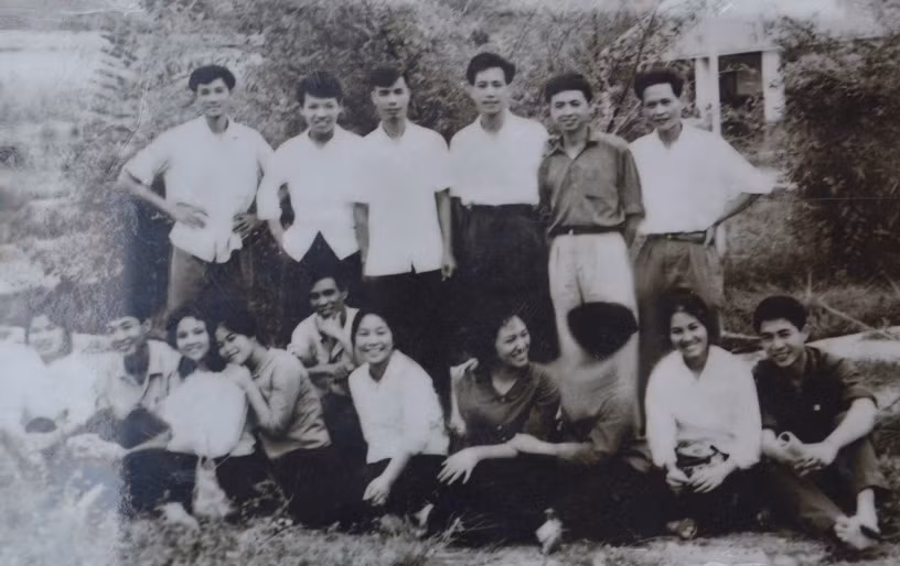 Các thành viên của Ảnh tư liệu của Đoàn Nghệ thuật Quảng Ninh
