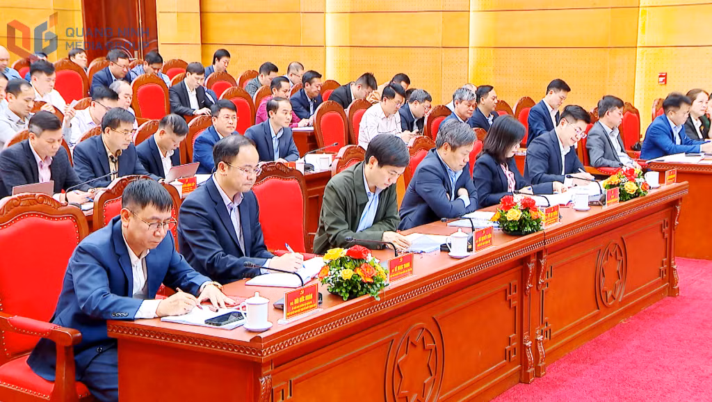 Các đại biểu tham dự hội nghị.