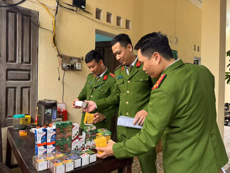 Tang vật vụ án.