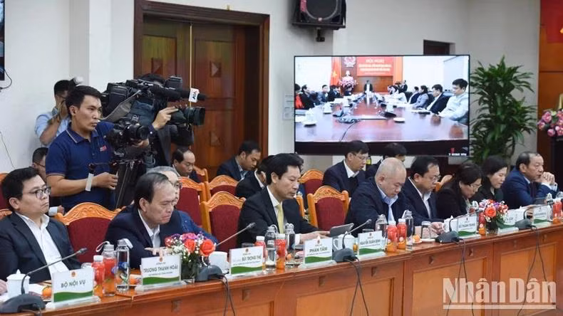 Lãnh đạo các bộ, ngành Trung ương tham dự Hội nghị. (Ảnh: TRẦN HẢI)
