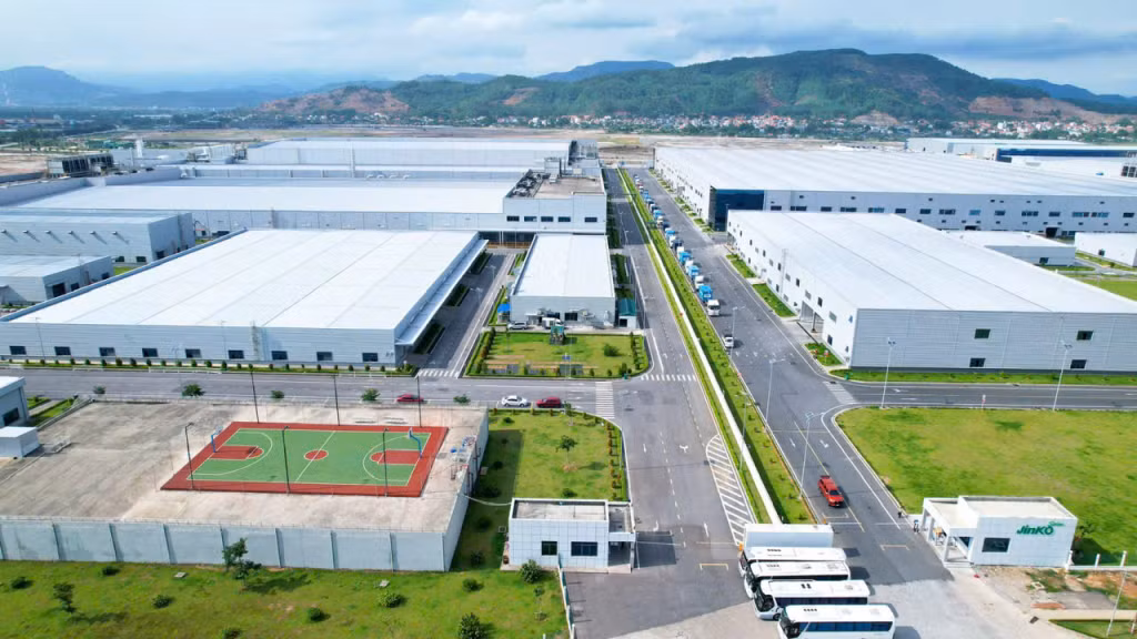 Công nghiệp chế biến, chế tạo được xác định là một trong ba trụ cột chính của nền công nghiệp, thực tế chứng minh những năm qua, ngành luôn duy trì mức tăng trưởng khá, đóng vai trò là ngành dẫn dắt tăng trưởng kinh tế của tỉnh.