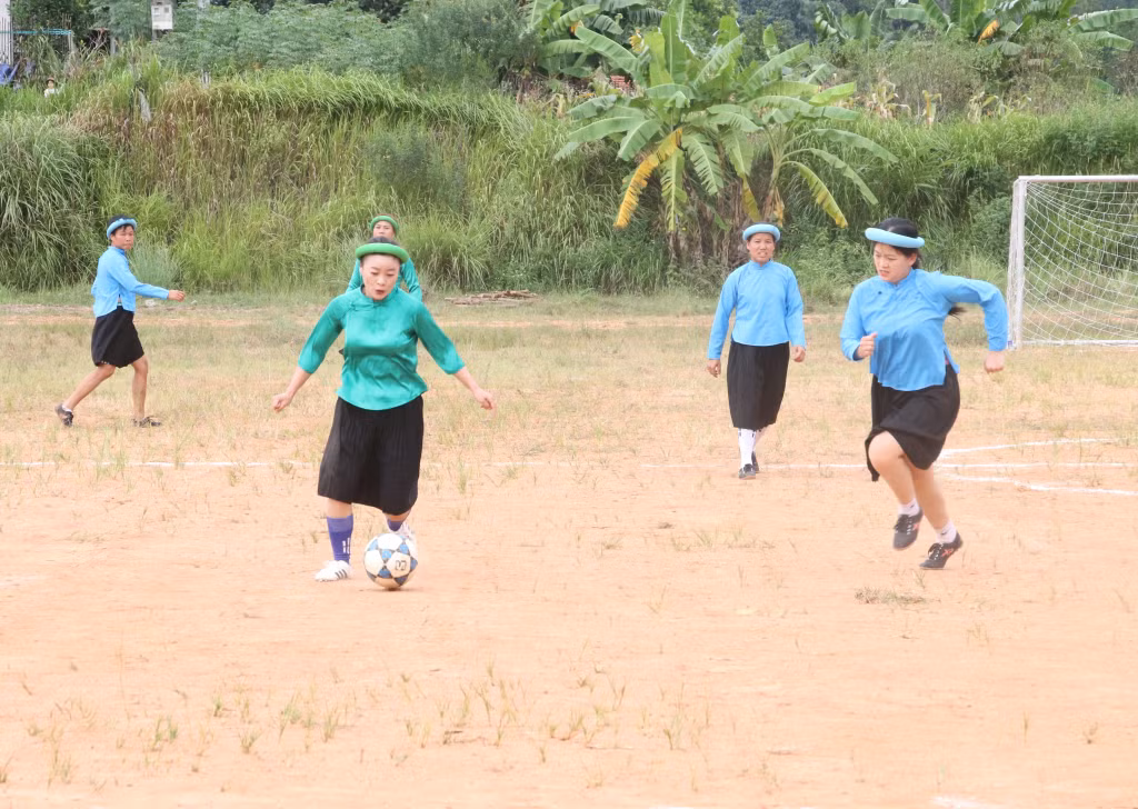 Bóng đá nữ Sán Chỉ không chỉ là môn thể thao quần chúng mang đậm màu sắc văn hóa mà còn được phát triển thành sản phẩm du lịch độc đáo của huyện Bình Liêu.
