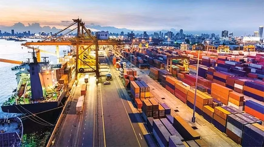 Kim ngạch xuất khẩu hàng hóa sơ bộ đạt 369,93 tỷ USD, tăng 14,4% so với cùng kỳ năm trước. Ảnh. M.H