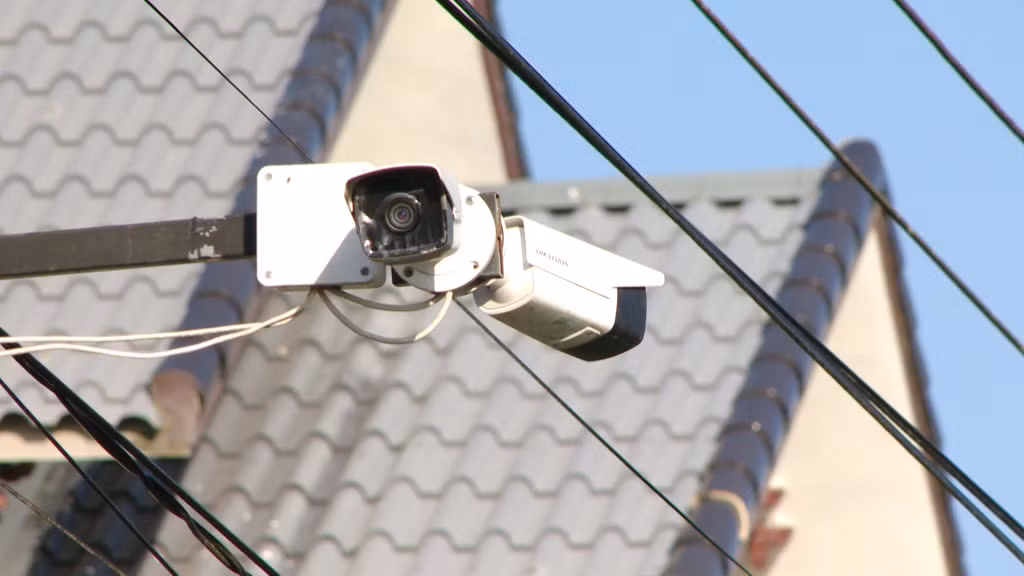 Hệ thống camera an ninh được lắp đặt dải khắp trên địa bàn xã Quảng Long, huyện Hải Hà, Quảng Ninh.