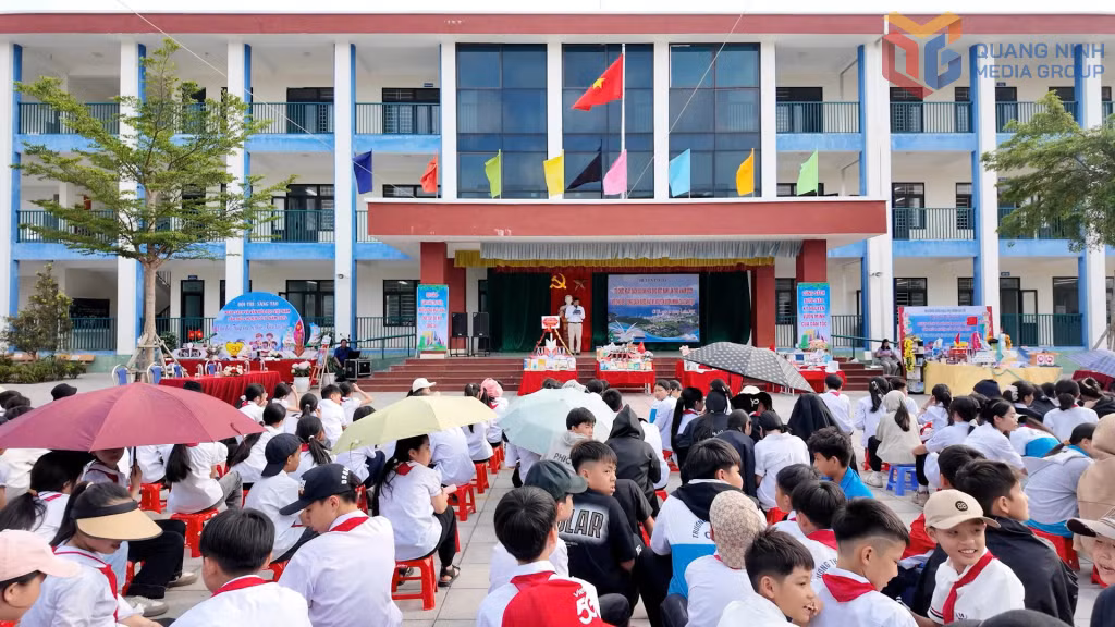 Khai giảng năm học mới 2025-2026 tại trường Tiểu học Cô Tô