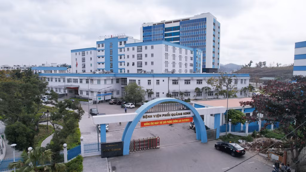 Bệnh viện Phổi Quảng Ninh sau khi được đầu tư nâng cấp, mở rộng.