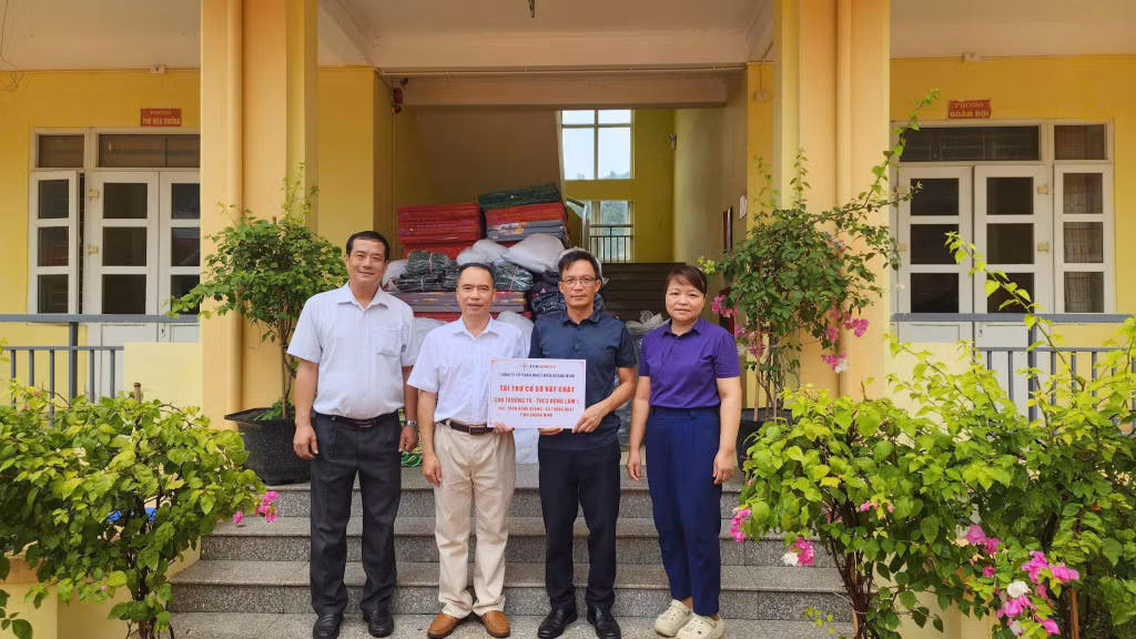 Nhiệt điện Quảng Ninh: Chung tay "Thắp sáng ước mơ" nhân dịp khai giảng năm học mới ảnh 1 Nhiệt điện Quảng Ninh: Chung tay "Thắp sáng ước mơ" nhân dịp khai giảng năm học mới ảnh 1