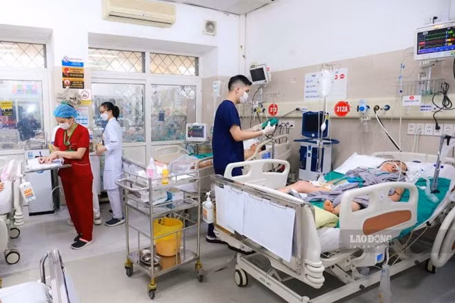 Bộ Y tế lên kế hoạch miễn viện phí, tăng khám sức khỏe định kỳ. Ảnh: Hải Nguyễn