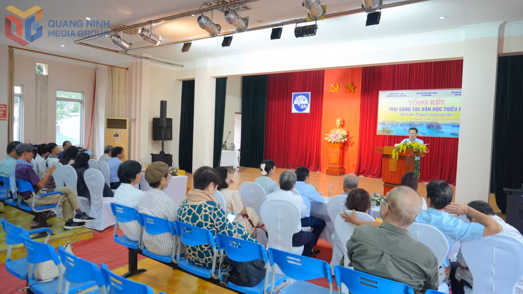 Lễ tổng kết Trại sáng tác Văn học thiếu nhi "Biển đảo Tổ quốc trong trái tim".