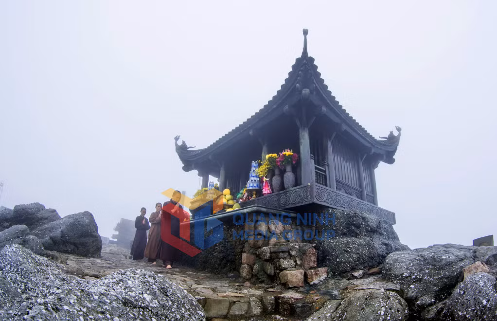 Chùa Đồng Yên Tử. Ảnh: Khánh Giang