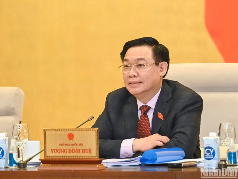 Chủ tịch Quốc hội Vương Đình Huệ nhấn mạnh sự cần thiết ban hành Pháp lệnh. (Ảnh: DUY LINH)