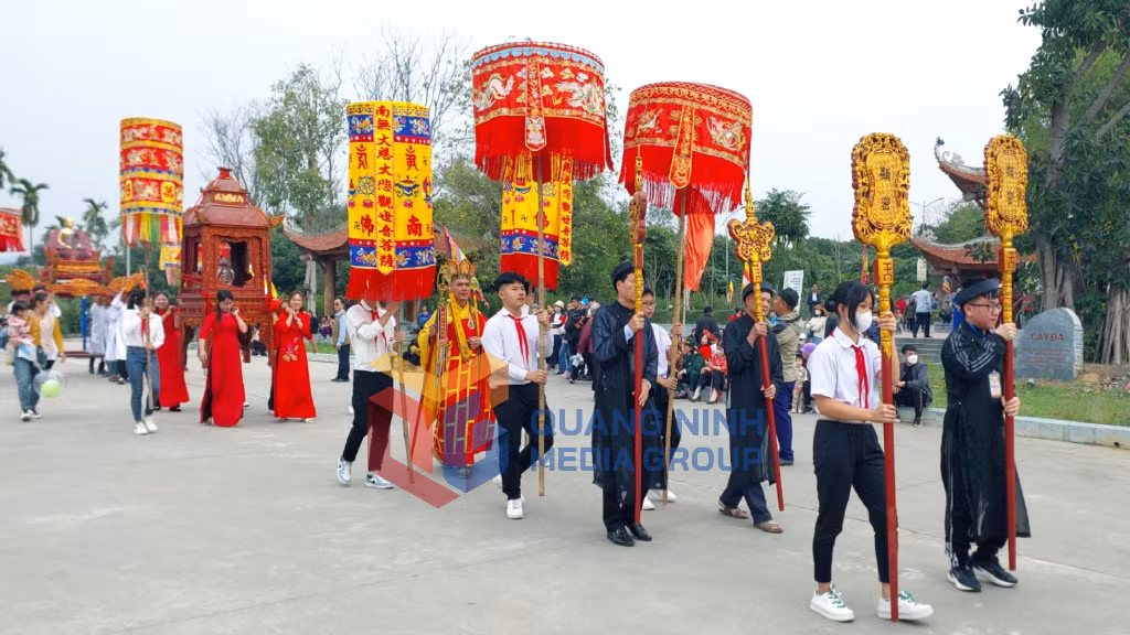 Nghi thức rước nước (2-2023). Ảnh: Phạm Học