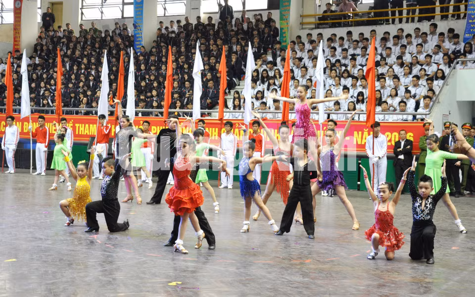 Màn biểu diễn võ thuật, văn nghệ tại Lễ khai mạc.