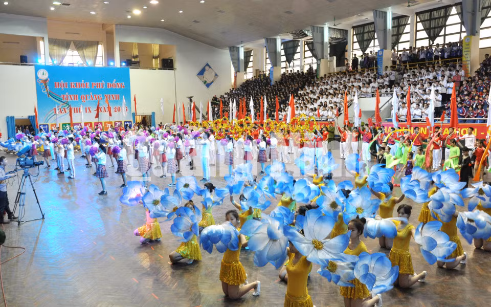 Màn biểu diễn võ thuật, văn nghệ tại Lễ khai mạc.