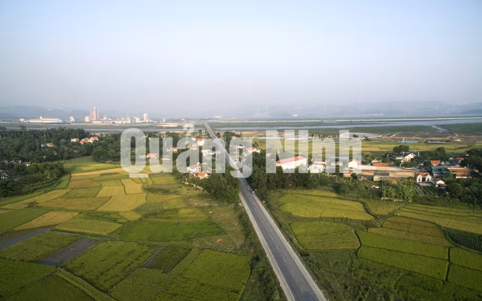 Tuyến đường tránh phía bắc Hạ Long (12-2019). Ảnh: Khánh Giang