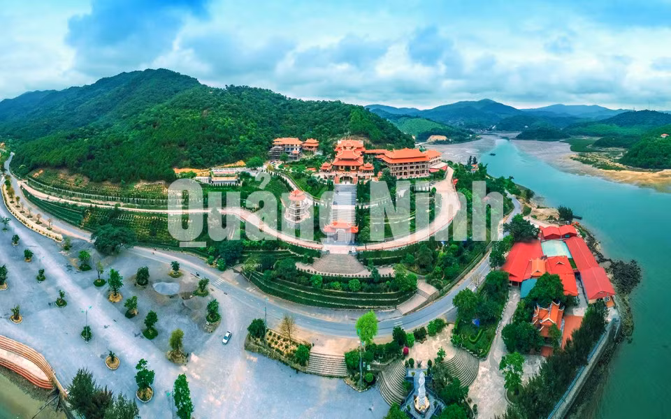 Toàn cảnh chùa Cái Bầu (8-2020). Ảnh: Hùng Sơn