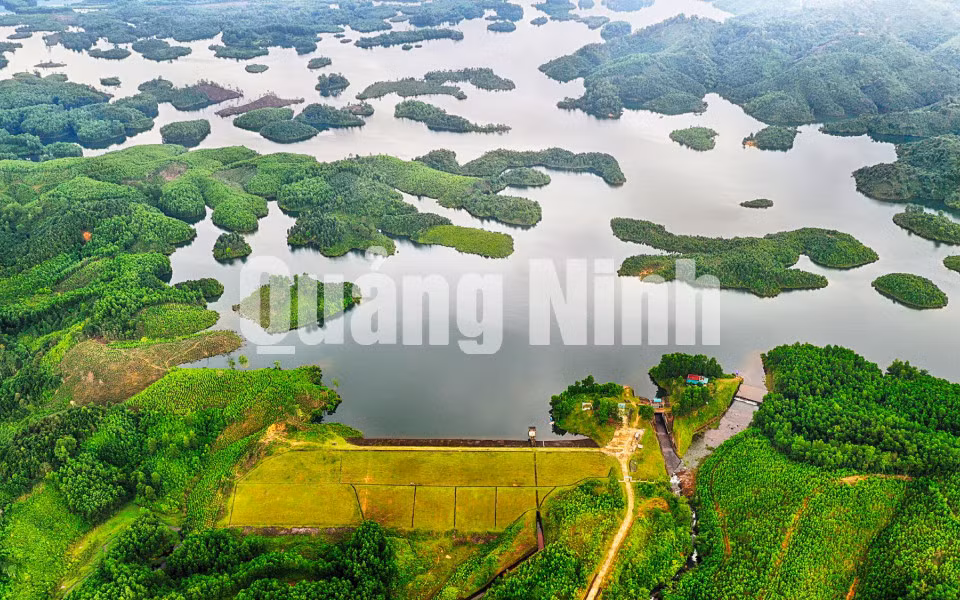 Hồ thủy lợi Trúc Bài Sơn (11-2018). Ảnh: Hùng Sơn