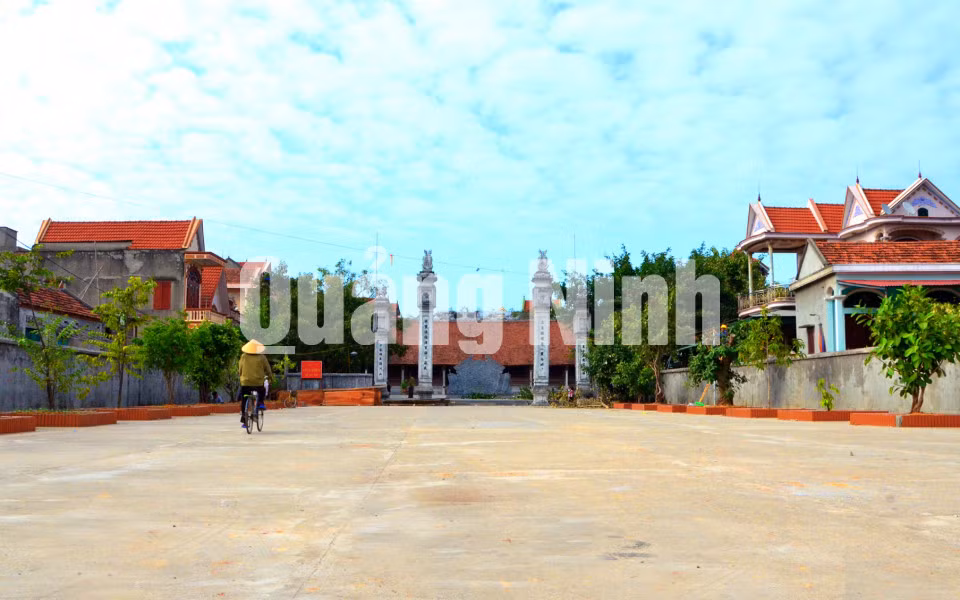 Cổng đình Phong Cốc. Ảnh: Hà Phong