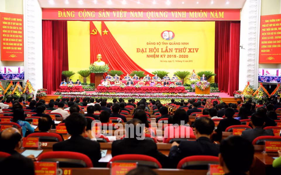 Quang cảnh Đại hội chiều 13-10