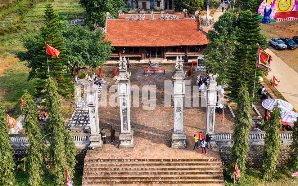 Đình Lục Nà là ngôi đình duy nhất, là địa điểm sinh hoạt tín ngưỡng cộng đồng của nhân dân các dân tộc Bình Liêu (2-2019). Ảnh: Hùng Sơn