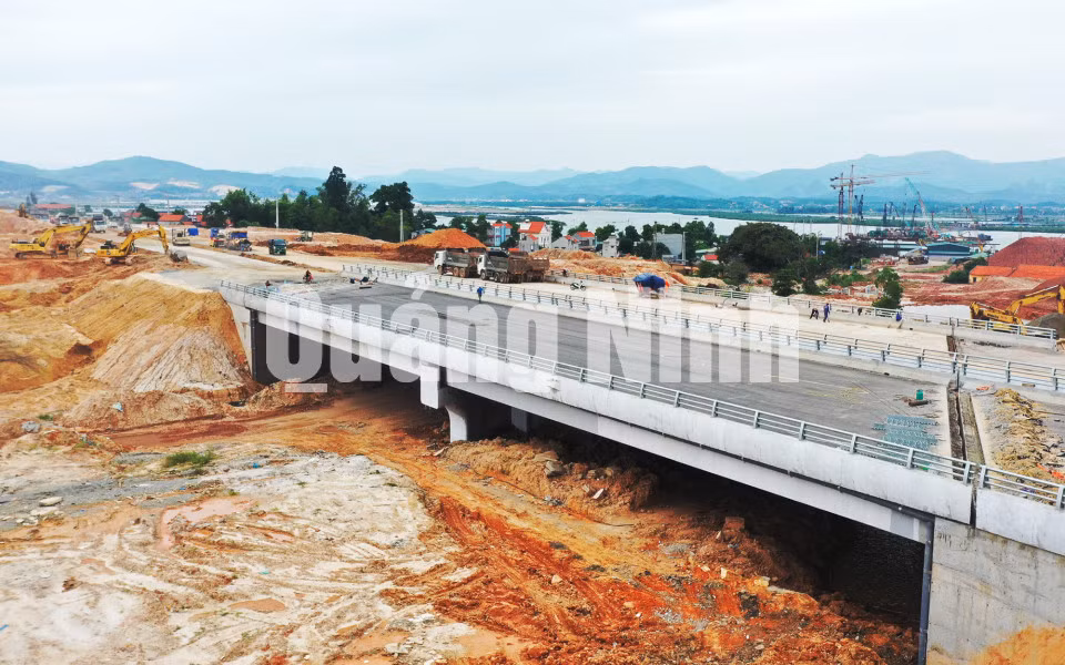 Thi công các cầu tuyến chính (10-2020). Ảnh: Đỗ Phương