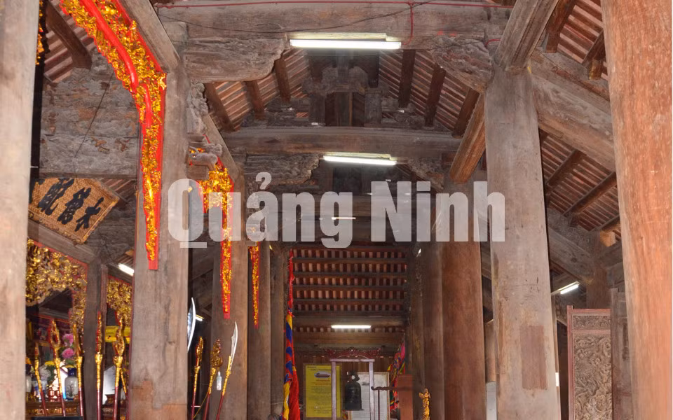 Tiền đình là một không gian rộng thoáng, dài 35m, rộng 15m. Ảnh: Hà Phong