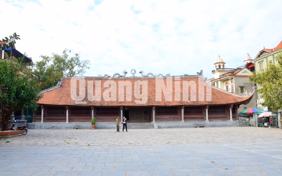 Toàn cảnh đình Phong Cốc. Ảnh: Hà Phong