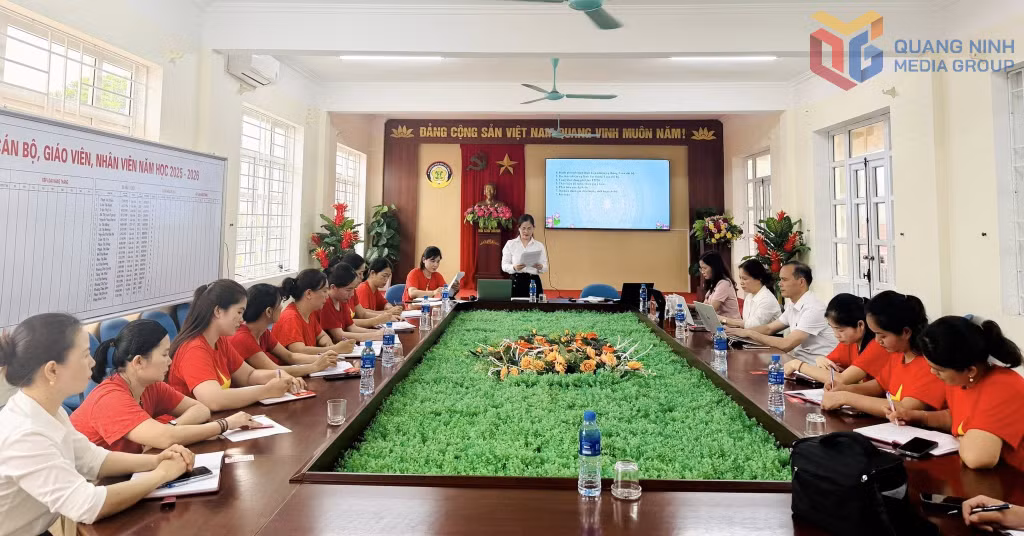 Đảng bộ trường mầm non Đại Bình (xã Đầm Hà) tổ chức sinh hoạt thường kỳ tháng 4/2026.