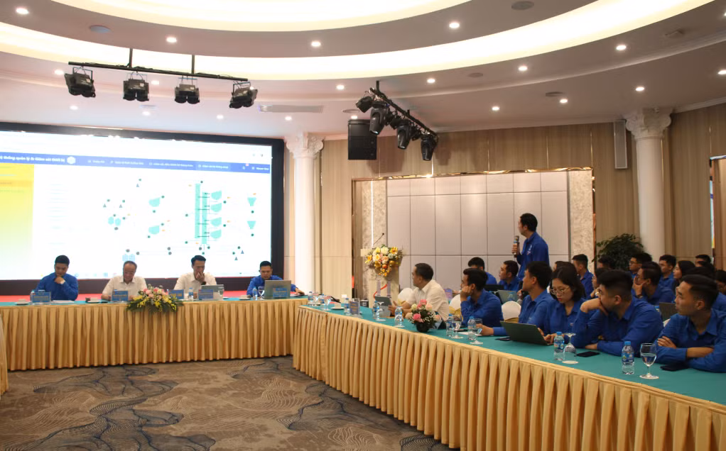Hội nghị thảo luận chia sẻ kinh nghiệm, sáng kiến trong lao động sản xuất và hoạt động phong trào Đoàn.