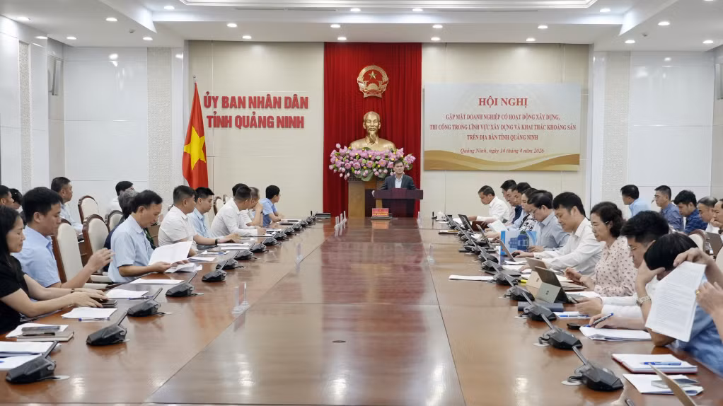 Quang cảnh buổi đối thoại.