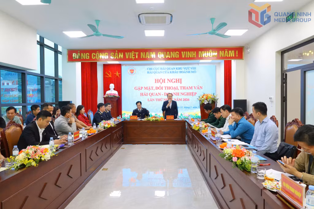 Hải quan cửa khẩu Hoành Mô (Chi cục Hải quan Khu vực VIII) tổ chức hội nghị tham vấn, đối thoại với doanh nghiệp tháng 3/2026.
